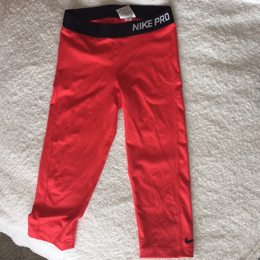 Nike Pro Capri Legging